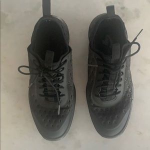 NIKE Lunar Ski-hi sneakers. Women’s 6.5- black